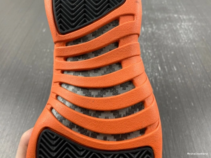 MaikeSneakers Orange Jordan Air 12 FD9101-081 Brilliant WMNS 0731